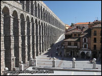 The Plaza de Azoguejo